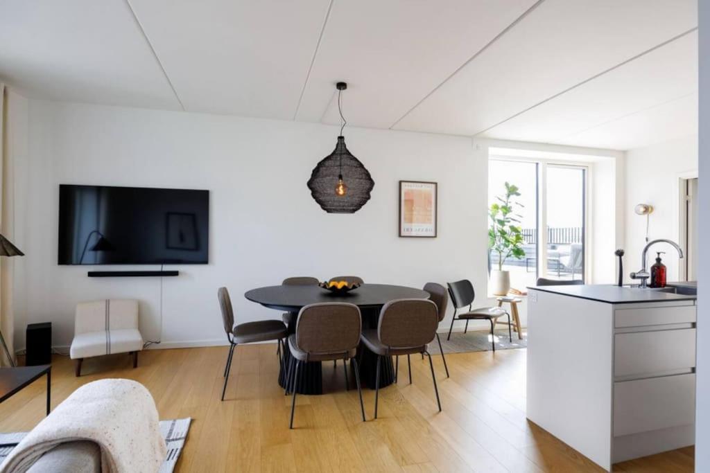 Apartment Delux Danish 2024 3bedrooms And 2 Bathrooms